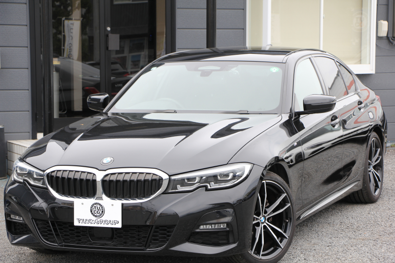 BMW 3シリーズ 320d Xdrive Mｽﾎﾟｰﾂ ﾃﾞﾋﾞｭｰP ｺﾝﾌｫｰﾄP 4WD ﾋｰﾀｰ黒革 ﾌﾞﾙｰｽﾃｯﾁ 19AW LEDﾍｯﾄﾞﾗｲﾄ ｵｰﾄﾊｲﾋﾞｰﾑ 追従ACC ｽﾃｱﾘﾝｸﾞｻﾎﾟｰﾄ ｱｯﾌﾟﾙｶｰﾌﾟﾚｲ Pｱｼｽﾄ ﾀｯﾁ画面HDDﾅﾋﾞ電動ﾄﾗﾝｸ ｽﾏｰﾄOP/CL Hifiｽﾋﾟｰｶｰ 2年保証