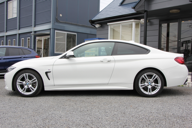 BMW 4シリーズ 420i ｸｰﾍﾟMｽﾎﾟｰﾂ 1ｵｰﾅ 最終ﾓﾃﾞﾙ 専用LEDｽﾓｰｸﾃｰﾙ&ｴｱﾛﾘｱﾃﾞｨﾌｭｰｻﾞｰ NEWﾙｰﾑﾐﾗｰ 追従ACC ﾚｰﾝC警告 LEDﾍｯﾄﾞﾗｲﾄ&ﾃｰﾙ ｼｰﾄﾋｰﾀｰ ﾀｯﾁ画面HDDﾅﾋﾞTV 液晶ﾒｰﾀｰ 衝突軽減ﾌﾞﾚｰｷ 車線逸脱警告 歩行者警告 Bｶﾒﾗ Bluetooth接続 ﾊﾟﾄﾞﾙｼﾌﾄ 2年保証