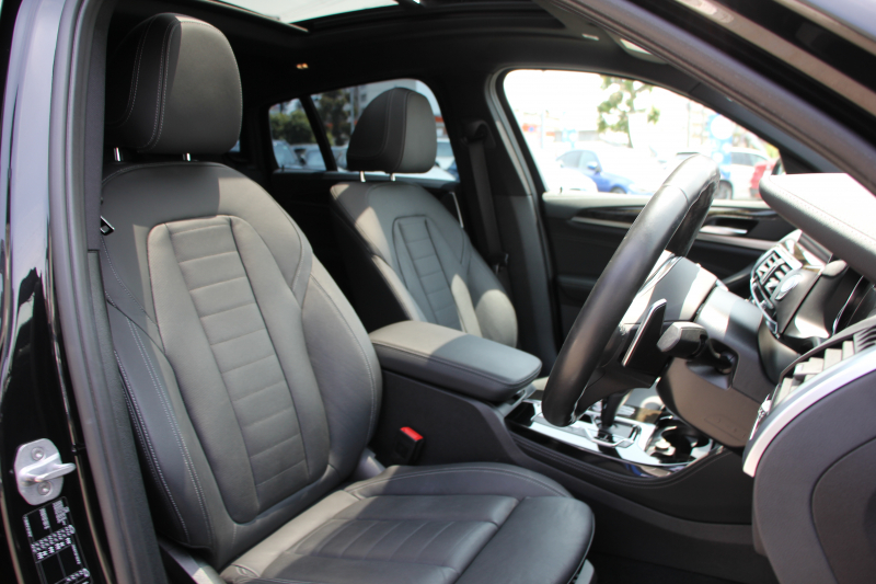 BMW X4 M40i ﾊﾟﾉﾗﾏｻﾝﾙｰﾌ ﾊｰﾏﾝｶｰﾄﾞﾝｻｳﾝﾄﾞﾍﾞﾝﾁﾚｰｼｮﾝ 360馬力 直6ﾀｰﾎﾞ全席ﾋｰﾀｰ黒革 ｱﾀﾞﾌﾟﾃｨﾌﾞMｻｽ ｱｲﾊﾞｯﾊﾛｰﾀﾞｳﾝ Mspﾌﾞﾚｰｷ 液晶ﾒｰﾀｰ 360度ｶﾒﾗ ﾀｯﾁ画面HDDﾅﾋﾞTV LEDﾍｯﾄﾞﾗｲﾄ ｵｰﾄﾊｲﾋﾞｰﾑ 電動ﾄﾗﾝｸ 専用21AW&ﾃﾞﾌ 2年保証