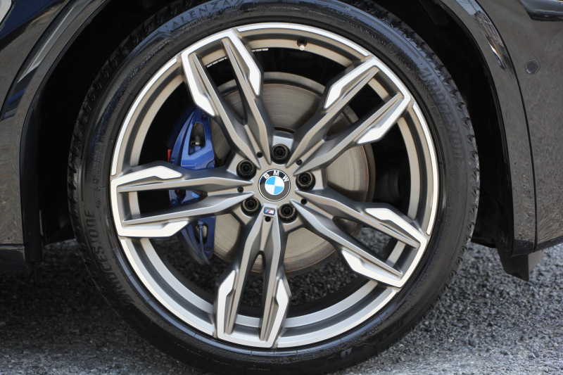 BMW X4 M40i ﾊﾟﾉﾗﾏｻﾝﾙｰﾌ ﾊｰﾏﾝｶｰﾄﾞﾝｻｳﾝﾄﾞﾍﾞﾝﾁﾚｰｼｮﾝ 360馬力 直6ﾀｰﾎﾞ全席ﾋｰﾀｰ黒革 ｱﾀﾞﾌﾟﾃｨﾌﾞMｻｽ ｱｲﾊﾞｯﾊﾛｰﾀﾞｳﾝ Mspﾌﾞﾚｰｷ 液晶ﾒｰﾀｰ 360度ｶﾒﾗ ﾀｯﾁ画面HDDﾅﾋﾞTV LEDﾍｯﾄﾞﾗｲﾄ ｵｰﾄﾊｲﾋﾞｰﾑ 電動ﾄﾗﾝｸ 専用21AW&ﾃﾞﾌ 2年保証