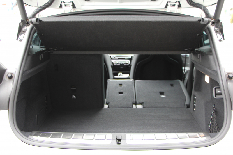 BMW X2 Xdrive20i MｽﾎﾟｰﾂX ﾃﾞﾋﾞｭｰ&ｾﾚｸﾄP ﾊｲﾗｲﾝ 4WD ﾊﾟﾉﾗﾏｻﾝﾙｰﾌ ｺﾝﾌｫｰﾄP 追従ACC HUD ﾋｰﾀｰ黒革 電動ｼｰﾄ ｵﾌﾟｼｮﾝ20AW Mﾘｱｽﾎﾟｲﾗｰ ﾀｯﾁ画面HDDﾅﾋﾞBｶﾒﾗ Pｱｼｽﾄ CD&DVD再生可能 Bluetooth接続 電動ﾄﾗﾝｸ LEDﾍｯﾄﾞﾗｲﾄ ｽﾏｰﾄｷｰ 8速AT 2年保証