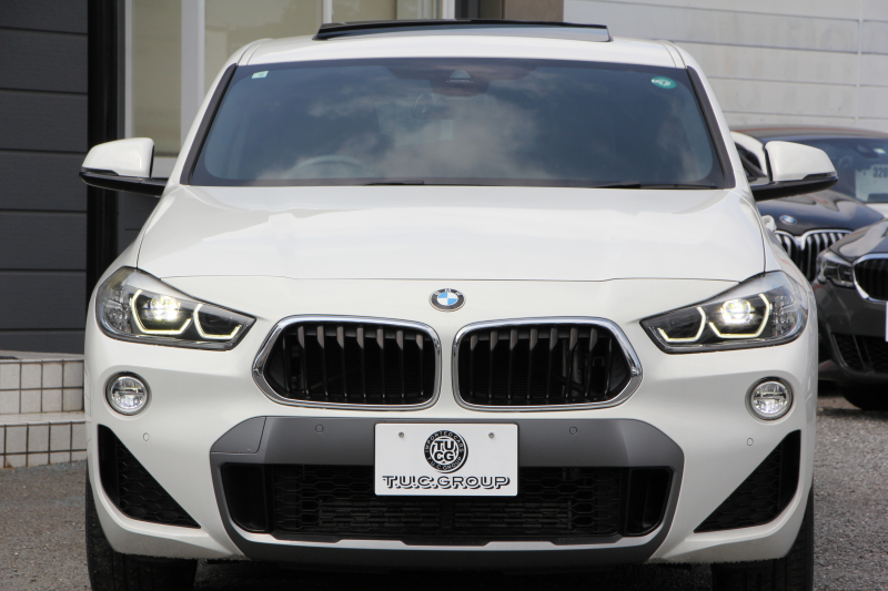 BMW X2 Xdrive20i MｽﾎﾟｰﾂX ﾃﾞﾋﾞｭｰ&ｾﾚｸﾄP ﾊｲﾗｲﾝ 4WD ﾊﾟﾉﾗﾏｻﾝﾙｰﾌ ｺﾝﾌｫｰﾄP 追従ACC HUD ﾋｰﾀｰ黒革 電動ｼｰﾄ ｵﾌﾟｼｮﾝ20AW Mﾘｱｽﾎﾟｲﾗｰ ﾀｯﾁ画面HDDﾅﾋﾞBｶﾒﾗ Pｱｼｽﾄ CD&DVD再生可能 Bluetooth接続 電動ﾄﾗﾝｸ LEDﾍｯﾄﾞﾗｲﾄ ｽﾏｰﾄｷｰ 8速AT 2年保証