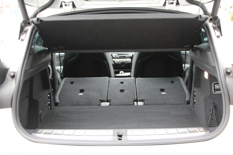 BMW X2 Xdrive20i MｽﾎﾟｰﾂX ﾃﾞﾋﾞｭｰ&ｾﾚｸﾄP ﾊｲﾗｲﾝ 4WD ﾊﾟﾉﾗﾏｻﾝﾙｰﾌ ｺﾝﾌｫｰﾄP 追従ACC HUD ﾋｰﾀｰ黒革 電動ｼｰﾄ ｵﾌﾟｼｮﾝ20AW Mﾘｱｽﾎﾟｲﾗｰ ﾀｯﾁ画面HDDﾅﾋﾞBｶﾒﾗ Pｱｼｽﾄ CD&DVD再生可能 Bluetooth接続 電動ﾄﾗﾝｸ LEDﾍｯﾄﾞﾗｲﾄ ｽﾏｰﾄｷｰ 8速AT 2年保証