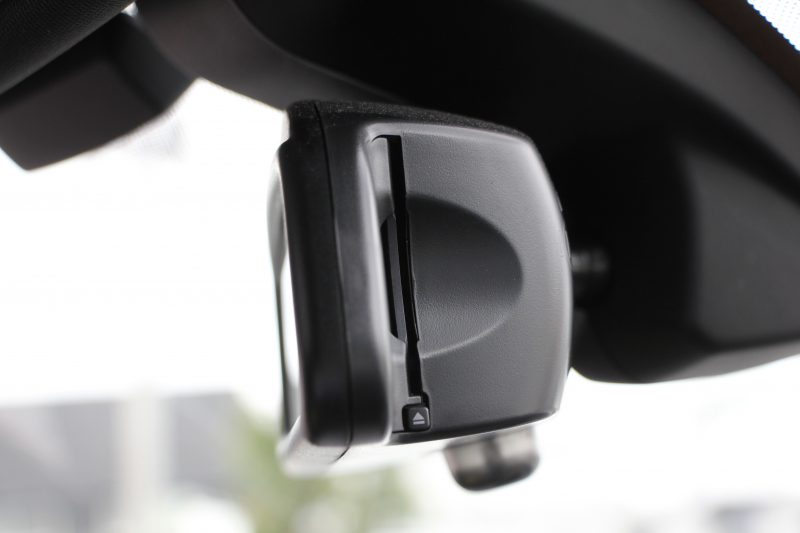 BMW X2 Xdrive20i MｽﾎﾟｰﾂX ﾃﾞﾋﾞｭｰ&ｾﾚｸﾄP ﾊｲﾗｲﾝ 4WD ﾊﾟﾉﾗﾏｻﾝﾙｰﾌ ｺﾝﾌｫｰﾄP 追従ACC HUD ﾋｰﾀｰ黒革 電動ｼｰﾄ ｵﾌﾟｼｮﾝ20AW Mﾘｱｽﾎﾟｲﾗｰ ﾀｯﾁ画面HDDﾅﾋﾞBｶﾒﾗ Pｱｼｽﾄ CD&DVD再生可能 Bluetooth接続 電動ﾄﾗﾝｸ LEDﾍｯﾄﾞﾗｲﾄ ｽﾏｰﾄｷｰ 8速AT 2年保証