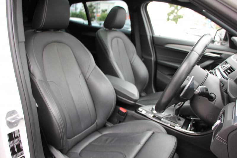 BMW X2 Xdrive20i MｽﾎﾟｰﾂX ﾃﾞﾋﾞｭｰ&ｾﾚｸﾄP ﾊｲﾗｲﾝ 4WD ﾊﾟﾉﾗﾏｻﾝﾙｰﾌ ｺﾝﾌｫｰﾄP 追従ACC HUD ﾋｰﾀｰ黒革 電動ｼｰﾄ ｵﾌﾟｼｮﾝ20AW Mﾘｱｽﾎﾟｲﾗｰ ﾀｯﾁ画面HDDﾅﾋﾞBｶﾒﾗ Pｱｼｽﾄ CD&DVD再生可能 Bluetooth接続 電動ﾄﾗﾝｸ LEDﾍｯﾄﾞﾗｲﾄ ｽﾏｰﾄｷｰ 8速AT 2年保証