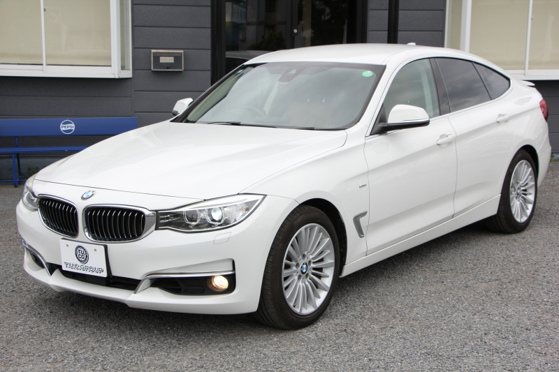 BMW 3シリーズ 320i ｸﾞﾗﾝﾂｰﾘｽﾓ ﾗｸﾞｼﾞｭｱﾘｰ 1ｵｰﾅ 追従ACC ｻﾄﾞﾙﾌﾞﾗｳﾝﾚｻﾞｰ ｼｰﾄﾋｰﾀｰ 衝突軽減ﾌﾞﾚｰｷ 車線逸脱警告 歩行者警告 ﾀｯﾁﾊﾟｯﾄﾞ対応iﾄﾞﾗｲﾌﾞHDDﾅﾋﾞBｶﾒﾗ 電動ﾄﾗﾝｸ ｽﾏｰﾄｷｰ Bluetooth接続 ｸﾛｰﾑﾗｲﾝｴｸｽﾃﾘｱ 2年保証