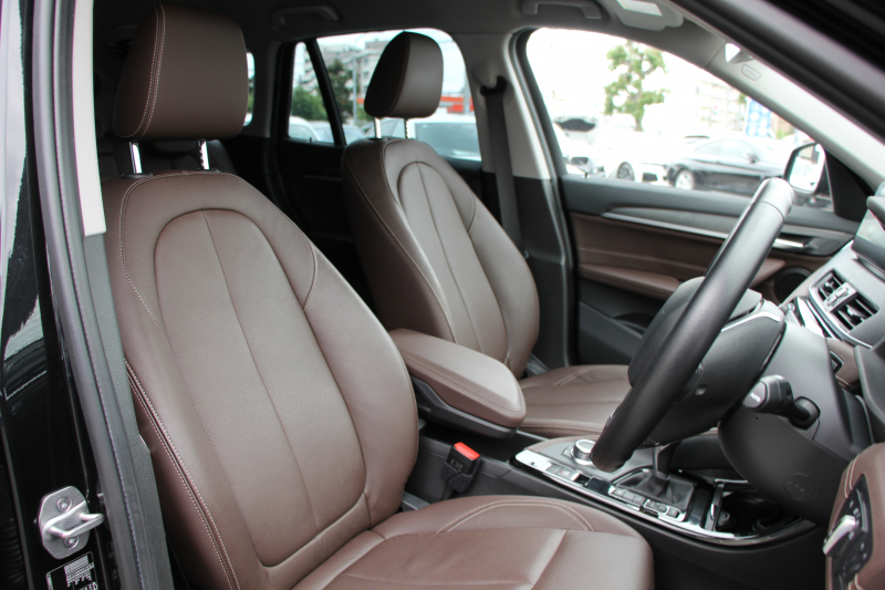 BMW X1 Xdrive18d Xﾗｲﾝ ﾊｲﾗｲﾝ&ｺﾝﾌｫｰﾄP LCI後期 ﾌｪｲｽﾘﾌﾄ後 ﾋｰﾀｰ茶革 追従ACC LEDﾍｯﾄﾞﾗｲﾄ ﾌﾙｾｸﾞTV 電動ﾄﾗﾝｸ ﾀｯﾁ画面ﾅﾋﾞ衝突軽減ﾌﾞﾚｰｷ 車線逸脱警告 歩行者警告 18AW ｳｯﾄﾞﾊﾟﾈﾙ  2年保証