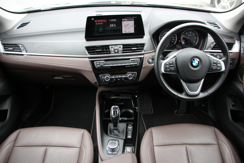 BMW X1 Xdrive18d Xﾗｲﾝ ﾊｲﾗｲﾝ&ｺﾝﾌｫｰﾄP LCI後期 ﾌｪｲｽﾘﾌﾄ後 ﾋｰﾀｰ茶革 追従ACC LEDﾍｯﾄﾞﾗｲﾄ ﾌﾙｾｸﾞTV 電動ﾄﾗﾝｸ ﾀｯﾁ画面ﾅﾋﾞ衝突軽減ﾌﾞﾚｰｷ 車線逸脱警告 歩行者警告 18AW ｳｯﾄﾞﾊﾟﾈﾙ  2年保証