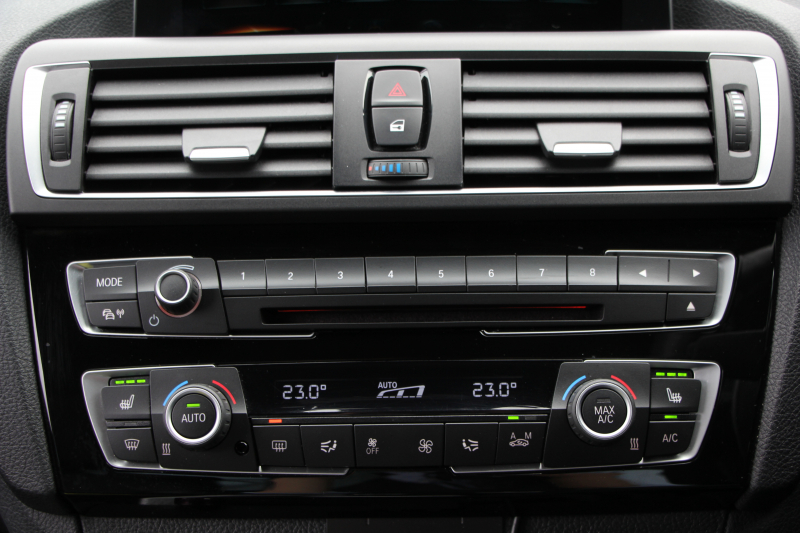 BMW 2シリーズ M240i ｸｰﾍﾟ変更後NEWｴﾝｼﾞﾝ B58直6ﾀｰﾎﾞ340馬力 ﾋｰﾀ-黒革 ｱﾀﾞﾌﾟﾃｨﾌﾞMｻｽ Mspﾌﾞﾚｰｷ HDDﾅﾋﾞBluetooth接続 Bｶﾒﾗ 衝突軽減ﾌﾞﾚｰｷ 車線逸脱警告 歩行者警告 ﾌﾞﾚｰｷ付ｸﾙｺﾝ ｽﾏｰﾄｷｰ ﾊﾟﾄﾞﾙｼﾌﾄ 2年保証