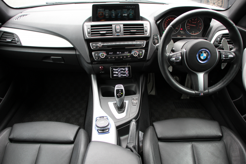 BMW 2シリーズ M240i ｸｰﾍﾟ変更後NEWｴﾝｼﾞﾝ B58直6ﾀｰﾎﾞ340馬力 ﾋｰﾀ-黒革 ｱﾀﾞﾌﾟﾃｨﾌﾞMｻｽ Mspﾌﾞﾚｰｷ HDDﾅﾋﾞBluetooth接続 Bｶﾒﾗ 衝突軽減ﾌﾞﾚｰｷ 車線逸脱警告 歩行者警告 ﾌﾞﾚｰｷ付ｸﾙｺﾝ ｽﾏｰﾄｷｰ ﾊﾟﾄﾞﾙｼﾌﾄ 2年保証