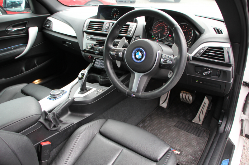 BMW 2シリーズ M240i ｸｰﾍﾟ変更後NEWｴﾝｼﾞﾝ B58直6ﾀｰﾎﾞ340馬力 ﾋｰﾀ-黒革 ｱﾀﾞﾌﾟﾃｨﾌﾞMｻｽ Mspﾌﾞﾚｰｷ HDDﾅﾋﾞBluetooth接続 Bｶﾒﾗ 衝突軽減ﾌﾞﾚｰｷ 車線逸脱警告 歩行者警告 ﾌﾞﾚｰｷ付ｸﾙｺﾝ ｽﾏｰﾄｷｰ ﾊﾟﾄﾞﾙｼﾌﾄ 2年保証