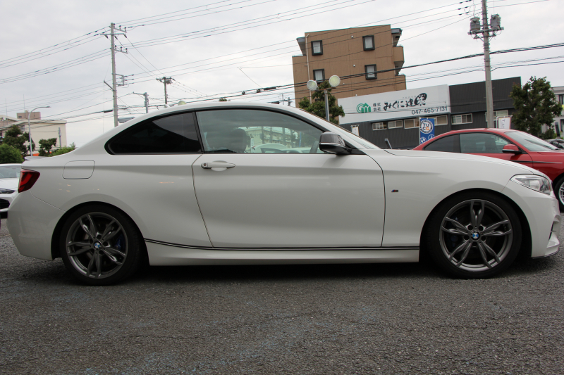 BMW 2シリーズ M240i ｸｰﾍﾟ変更後NEWｴﾝｼﾞﾝ B58直6ﾀｰﾎﾞ340馬力 ﾋｰﾀ-黒革 ｱﾀﾞﾌﾟﾃｨﾌﾞMｻｽ Mspﾌﾞﾚｰｷ HDDﾅﾋﾞBluetooth接続 Bｶﾒﾗ 衝突軽減ﾌﾞﾚｰｷ 車線逸脱警告 歩行者警告 ﾌﾞﾚｰｷ付ｸﾙｺﾝ ｽﾏｰﾄｷｰ ﾊﾟﾄﾞﾙｼﾌﾄ 2年保証