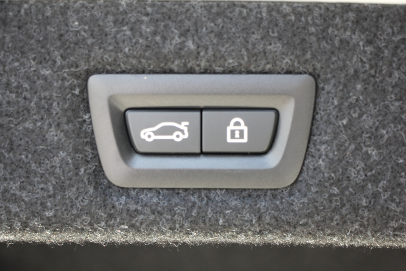 BMW 5シリーズ 540i Xdrive Mｽﾎﾟｰﾂ ｺﾝﾌｫｰﾄP 4WD 1ｵｰﾅ ｻﾝﾙｰﾌ 直6ﾀｰﾎﾞ340馬力 ﾌﾞﾗｯｸﾚｻﾞｰ 全席ﾋｰﾀｰ ﾏｯｻｰｼﾞ&ｱｸﾃｨﾌﾞﾍﾞﾝﾁﾚｰｼｮﾝ  ﾊｰﾏﾝｶｰﾄﾞﾝ 液晶ﾒｰﾀｰ HUD 追従ACC LEDﾍｯﾄﾞﾗｲﾄ ﾀｯﾁ画面ﾅﾋﾞﾌﾙｾｸﾞTV ｱﾀﾞﾌﾟﾃｨﾌﾞｻｽ Mspﾌﾞﾚｰｷ 19AW 2年保証