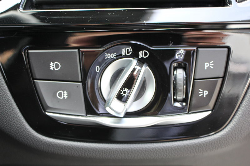 BMW 5シリーズ 540i Xdrive Mｽﾎﾟｰﾂ ｺﾝﾌｫｰﾄP 4WD 1ｵｰﾅ ｻﾝﾙｰﾌ 直6ﾀｰﾎﾞ340馬力 ﾌﾞﾗｯｸﾚｻﾞｰ 全席ﾋｰﾀｰ ﾏｯｻｰｼﾞ&ｱｸﾃｨﾌﾞﾍﾞﾝﾁﾚｰｼｮﾝ  ﾊｰﾏﾝｶｰﾄﾞﾝ 液晶ﾒｰﾀｰ HUD 追従ACC LEDﾍｯﾄﾞﾗｲﾄ ﾀｯﾁ画面ﾅﾋﾞﾌﾙｾｸﾞTV ｱﾀﾞﾌﾟﾃｨﾌﾞｻｽ Mspﾌﾞﾚｰｷ 19AW 2年保証