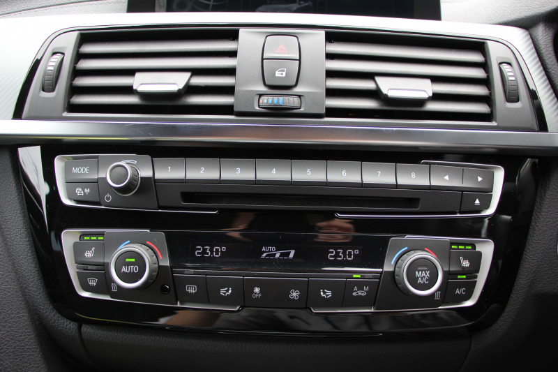 BMW 4シリーズ 420i ｸﾞﾗﾝｸｰﾍﾟMｽﾎﾟｰﾂ LCI後期 ｼｰﾄﾋｰﾀｰ 柿本einsatzﾏﾌﾗｰ 19AW LEDﾍｯﾄﾞﾗｲﾄ&ﾃｰﾙ&ﾌｫｸﾞﾗｲﾄ 追従ACC ﾀｯﾁ画面HDDﾅﾋﾞﾌﾙｾｸﾞTV 液晶ﾒｰﾀｰ ﾌﾞﾗｯｸｸﾞﾘﾙ ﾄﾗﾝｸｽﾎﾟｲﾗｰ 電動ﾄﾗﾝｸ ﾊﾟﾄﾞﾙｼﾌﾄ 専用ｴｱﾛ 2年保証