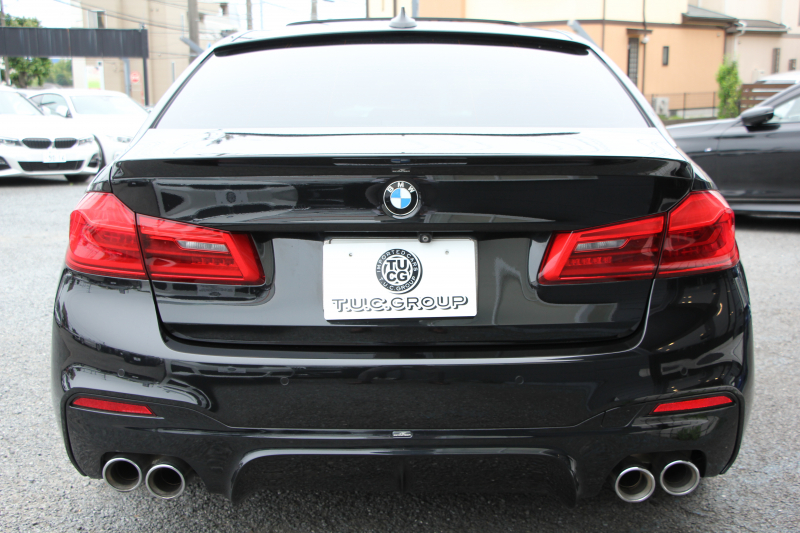 BMW 5シリーズ 540i Xdrive Mｽﾎﾟｰﾂ ｾﾚｸﾄ&ｺﾝﾌｫｰﾄP 4WD ACｼｭﾆｯﾂｧｰｴｱﾛ&ﾏﾌﾗｰ 変更後ﾒｰﾀｰ ｻﾝﾙｰﾌ 直6ﾀｰﾎﾞ全席ﾋｰﾀｰ黒革 ﾊｰﾏﾝｶｰﾄﾞﾝ ｺﾝﾌｫｰﾄｼｰﾄ&ﾏｯｻｰｼﾞ&ｱｸﾃｨﾌﾞﾍﾞﾝﾁﾚｰｼｮﾝ HUD ｼﾞｪｽﾁｬｰC 4ｿﾞｰﾝｴｱｺﾝ individual20AW 2年保証