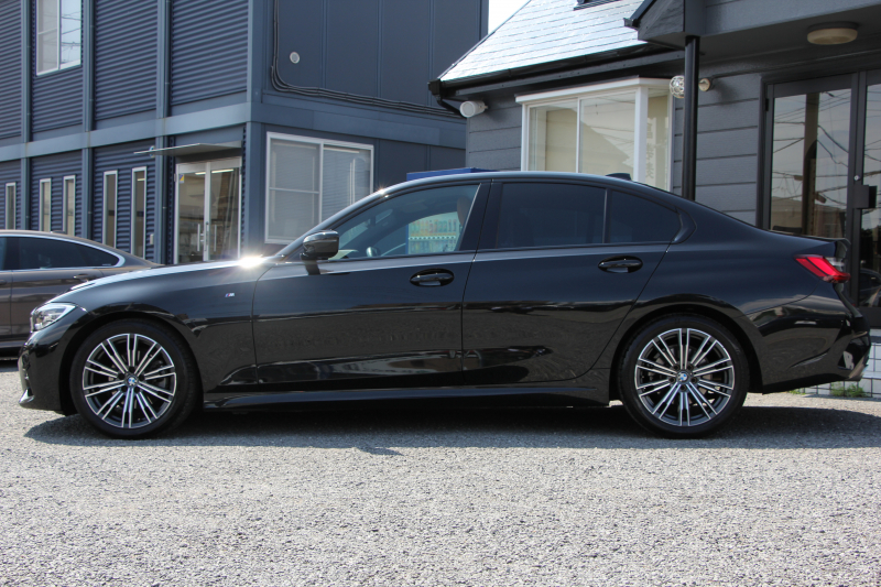 BMW 3シリーズ 320i Mｽﾎﾟｰﾂ Mｽﾎﾟｰﾂｼｰﾄﾊﾟｯｹｰｼﾞ1ｵ-ﾅ ｺﾆｬｯｸﾚｻﾞｰ ﾋｰﾀｰ付Mｽﾎﾟｰﾂｼｰﾄ 追従ACC ｽﾃｱﾘﾝｸﾞｻﾎﾟｰﾄ ｱｯﾌﾟﾙｶｰﾌﾟﾚｲ LEDﾍｯﾄﾞﾗｲﾄ ｵｰﾄﾊｲﾋﾞｰﾑ BMWﾗｲﾌﾞｺｯｸﾋﾟｯﾄﾞHDDﾅﾋﾞﾊﾟｰｷﾝｸﾞｱｼｽﾄ 18AW 専用ｴｱﾛ ｽﾏｰﾄｷｰ 2年保証