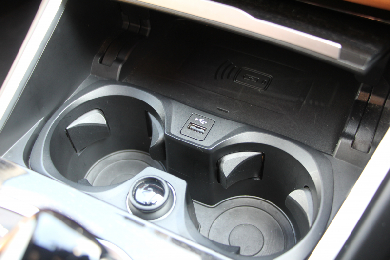 BMW 3シリーズ 320i Mｽﾎﾟｰﾂ Mｽﾎﾟｰﾂｼｰﾄﾊﾟｯｹｰｼﾞ1ｵ-ﾅ ｺﾆｬｯｸﾚｻﾞｰ ﾋｰﾀｰ付Mｽﾎﾟｰﾂｼｰﾄ 追従ACC ｽﾃｱﾘﾝｸﾞｻﾎﾟｰﾄ ｱｯﾌﾟﾙｶｰﾌﾟﾚｲ LEDﾍｯﾄﾞﾗｲﾄ ｵｰﾄﾊｲﾋﾞｰﾑ BMWﾗｲﾌﾞｺｯｸﾋﾟｯﾄﾞHDDﾅﾋﾞﾊﾟｰｷﾝｸﾞｱｼｽﾄ 18AW 専用ｴｱﾛ ｽﾏｰﾄｷｰ 2年保証