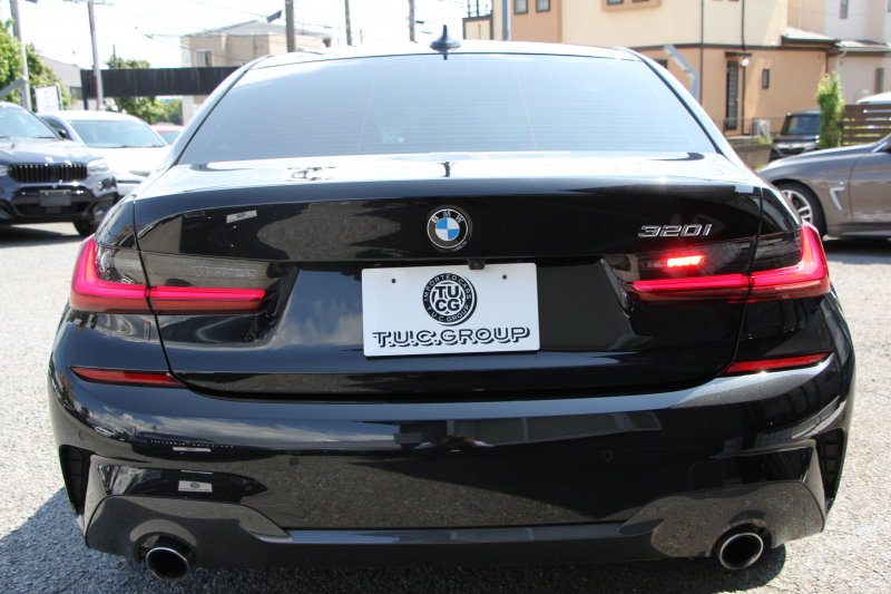 BMW 3シリーズ 320i Mｽﾎﾟｰﾂ Mｽﾎﾟｰﾂｼｰﾄﾊﾟｯｹｰｼﾞ1ｵ-ﾅ ｺﾆｬｯｸﾚｻﾞｰ ﾋｰﾀｰ付Mｽﾎﾟｰﾂｼｰﾄ 追従ACC ｽﾃｱﾘﾝｸﾞｻﾎﾟｰﾄ ｱｯﾌﾟﾙｶｰﾌﾟﾚｲ LEDﾍｯﾄﾞﾗｲﾄ ｵｰﾄﾊｲﾋﾞｰﾑ BMWﾗｲﾌﾞｺｯｸﾋﾟｯﾄﾞHDDﾅﾋﾞﾊﾟｰｷﾝｸﾞｱｼｽﾄ 18AW 専用ｴｱﾛ ｽﾏｰﾄｷｰ 2年保証