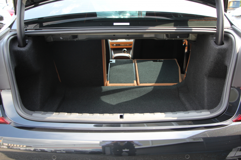 BMW 3シリーズ 320i Mｽﾎﾟｰﾂ Mｽﾎﾟｰﾂｼｰﾄﾊﾟｯｹｰｼﾞ1ｵ-ﾅ ｺﾆｬｯｸﾚｻﾞｰ ﾋｰﾀｰ付Mｽﾎﾟｰﾂｼｰﾄ 追従ACC ｽﾃｱﾘﾝｸﾞｻﾎﾟｰﾄ ｱｯﾌﾟﾙｶｰﾌﾟﾚｲ LEDﾍｯﾄﾞﾗｲﾄ ｵｰﾄﾊｲﾋﾞｰﾑ BMWﾗｲﾌﾞｺｯｸﾋﾟｯﾄﾞHDDﾅﾋﾞﾊﾟｰｷﾝｸﾞｱｼｽﾄ 18AW 専用ｴｱﾛ ｽﾏｰﾄｷｰ 2年保証