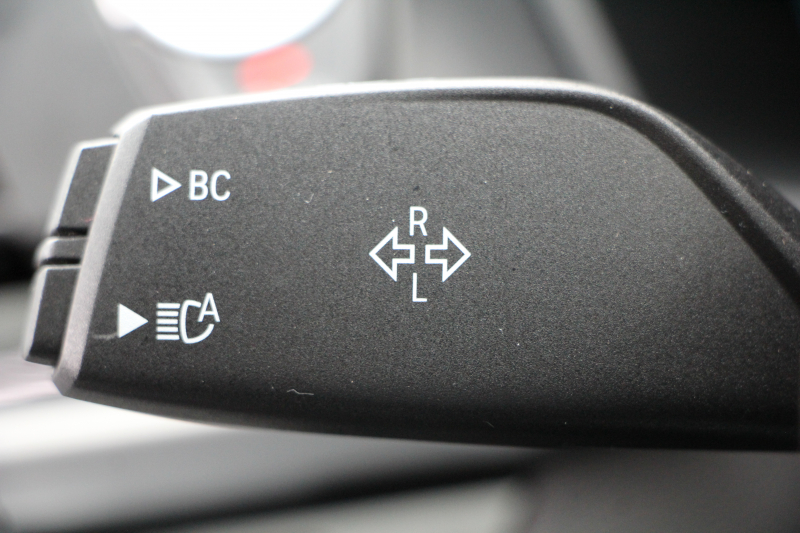 BMW X4 Xdrive30i Mｽﾎﾟｰﾂ ｾﾚｸﾄ&ｲﾉﾍﾞｰｼｮﾝP ﾊﾟﾉﾗﾏｻﾝR 全席ﾋｰﾀｰ黒革 ｱｸﾃｨﾌﾞﾍﾞﾝﾁﾚｰｼｮﾝ ﾃﾞｨｽﾌﾟﾚｲｷｰ ﾊｰﾏﾝｶｰﾄﾞﾝ ｼﾞｪｽﾁｬｰC 追従ACC HUD ﾀｯﾁ画面HDDﾅﾋﾞ360度ｶﾒﾗ LEDﾍｯﾄﾞﾗｲﾄ 電動ﾄﾗﾝｸ 2年保証