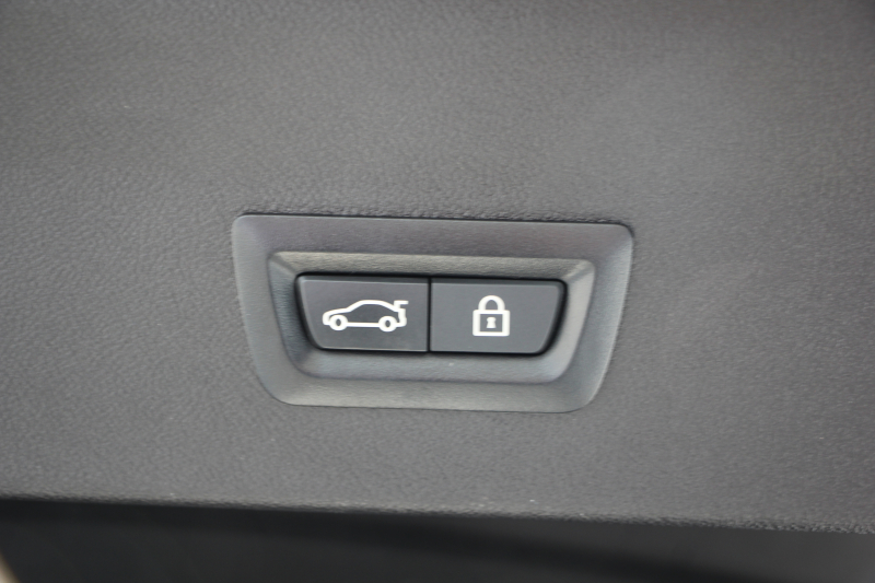 BMW X4 Xdrive30i Mｽﾎﾟｰﾂ ｾﾚｸﾄ&ｲﾉﾍﾞｰｼｮﾝP ﾊﾟﾉﾗﾏｻﾝR 全席ﾋｰﾀｰ黒革 ｱｸﾃｨﾌﾞﾍﾞﾝﾁﾚｰｼｮﾝ ﾃﾞｨｽﾌﾟﾚｲｷｰ ﾊｰﾏﾝｶｰﾄﾞﾝ ｼﾞｪｽﾁｬｰC 追従ACC HUD ﾀｯﾁ画面HDDﾅﾋﾞ360度ｶﾒﾗ LEDﾍｯﾄﾞﾗｲﾄ 電動ﾄﾗﾝｸ 2年保証