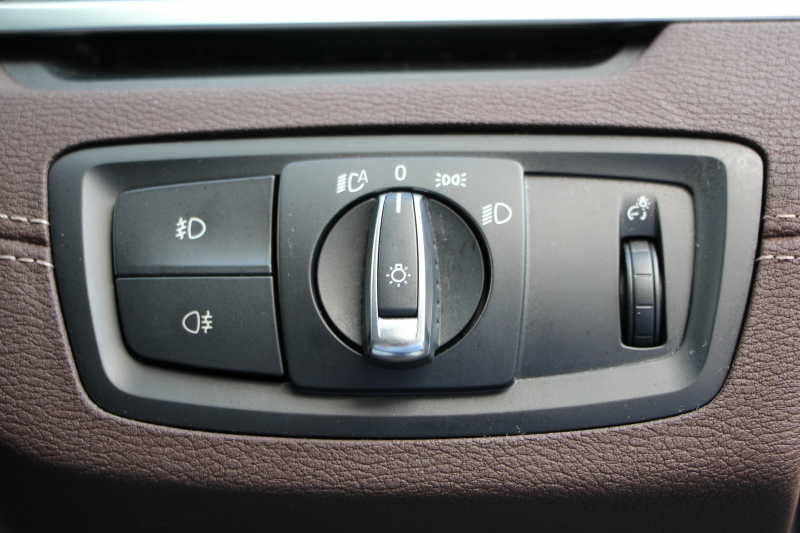 BMW X2 Xdrive20i MｽﾎﾟｰﾂX ﾃﾞﾋﾞｭｰ&ｾﾚｸﾄP ﾊｲﾗｲﾝ 4WD ﾊﾟﾉﾗﾏｻﾝﾙｰﾌ ｺﾝﾌｫｰﾄP 追従ACC HUD ﾋｰﾀｰ茶革 電動ｼｰﾄ 20AW ﾀｯﾁ画面HDDﾅﾋﾞBｶﾒﾗ Pｱｼｽﾄ ﾌﾙｾｸﾞTV CD&DVD再生可能 Bluetooth接続 Mﾘﾔｽﾎﾟｲﾗｰ 電動ﾄﾗﾝｸ LEDﾍｯﾄﾞﾗｲﾄ ｽﾏｰﾄｷｰ 8速AT 2年保証