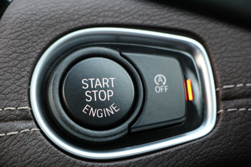 BMW X2 Xdrive20i MｽﾎﾟｰﾂX ﾃﾞﾋﾞｭｰ&ｾﾚｸﾄP ﾊｲﾗｲﾝ 4WD ﾊﾟﾉﾗﾏｻﾝﾙｰﾌ ｺﾝﾌｫｰﾄP 追従ACC HUD ﾋｰﾀｰ茶革 電動ｼｰﾄ 20AW ﾀｯﾁ画面HDDﾅﾋﾞBｶﾒﾗ Pｱｼｽﾄ ﾌﾙｾｸﾞTV CD&DVD再生可能 Bluetooth接続 Mﾘﾔｽﾎﾟｲﾗｰ 電動ﾄﾗﾝｸ LEDﾍｯﾄﾞﾗｲﾄ ｽﾏｰﾄｷｰ 8速AT 2年保証