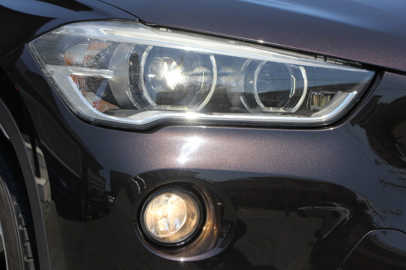 BMW X1 Xdrive18d ｱｰﾊﾞﾆｽﾀ 西日本地区限定 ｽﾊﾟｰｸﾘﾝｸﾞﾌﾞﾗｳﾝ ﾊｲﾗｲﾝ&ｺﾝﾌｫｰﾄP 追従ACC HUD ﾋｰﾀｰ茶革 電動ｼｰﾄ 19AW ﾀｯﾁ画面新HDDﾅﾋﾞPｱｼｽﾄ LEDﾍｯﾄﾞﾗｲﾄ 電動ﾄﾗﾝｸ 専用ﾊﾞｯｼﾞ衝突軽減ﾌﾞﾚｰｷ 車線逸脱&歩行者警告 2年保証