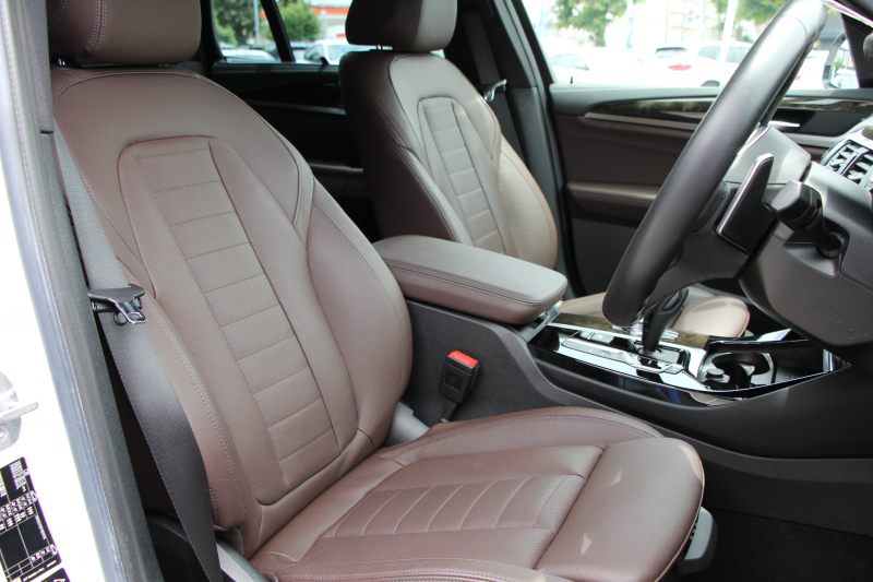 BMW X3 M40d ｾﾚｸﾄP 326馬力 3.0LﾃﾞｨｰｾﾞﾙﾀｰﾎﾞﾊﾟﾉﾗﾏｻﾝR ﾍﾞﾝﾁﾚｰｼｮﾝ 全席ﾋｰﾀｰ茶革 ﾊｰﾏﾝｶｰﾄﾞﾝｻｳﾝﾄﾞHUD 専用21AW Mｽﾎﾟｰﾂﾃﾞﾌ&ﾌﾞﾚｰｷ 追従ACC ｽﾃｱﾘﾝｸﾞｻﾎﾟｰﾄ ﾀｯﾁ画面HDDﾅﾋﾞTV 360度ｶﾒﾗ ｱﾝﾋﾞｴﾝﾄﾗｲﾄ 電動ﾄﾗﾝｸ LEDﾍｯﾄﾞﾗｲﾄ 2年保証