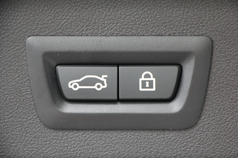 BMW X3 M40d ｾﾚｸﾄP 326馬力 3.0LﾃﾞｨｰｾﾞﾙﾀｰﾎﾞﾊﾟﾉﾗﾏｻﾝR ﾍﾞﾝﾁﾚｰｼｮﾝ 全席ﾋｰﾀｰ茶革 ﾊｰﾏﾝｶｰﾄﾞﾝｻｳﾝﾄﾞHUD 専用21AW Mｽﾎﾟｰﾂﾃﾞﾌ&ﾌﾞﾚｰｷ 追従ACC ｽﾃｱﾘﾝｸﾞｻﾎﾟｰﾄ ﾀｯﾁ画面HDDﾅﾋﾞTV 360度ｶﾒﾗ ｱﾝﾋﾞｴﾝﾄﾗｲﾄ 電動ﾄﾗﾝｸ LEDﾍｯﾄﾞﾗｲﾄ 2年保証