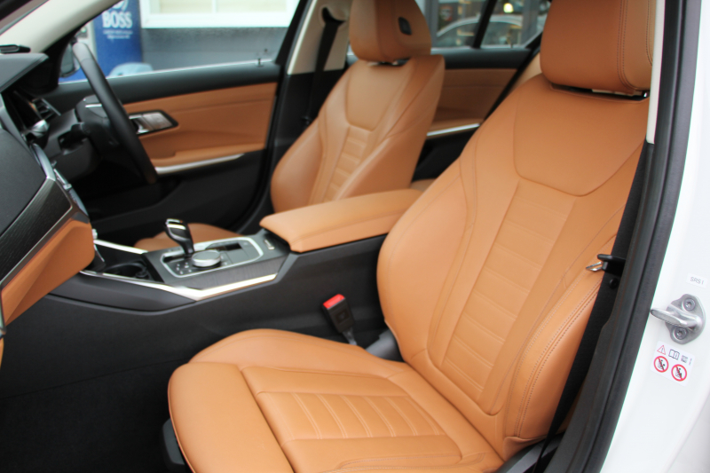 BMW 3シリーズ 318i 40thｱﾆﾊﾞｰｻﾘｰED 300台限定車 1ｵｰﾅ ｺﾝﾌｫｰﾄP ｺﾆｬｯｸﾚｻﾞｰ 追従ACC ｽﾃｱﾘﾝｸﾞｻﾎﾟｰﾄ LEDﾍｯﾄﾞﾗｲﾄ ｵｰﾄﾊｲﾋﾞｰﾑ ﾀｯﾁ画面HDDﾅﾋﾞｱｯﾌﾟﾙｶｰﾌﾟﾚｲ LEDﾍｯﾄﾞﾗｲﾄ ｵｰﾄﾊｲﾋﾞｰﾑ 電動ﾄﾗﾝｸ ﾊﾟｰｷﾝｸﾞｱｼｽﾄ 2年保証