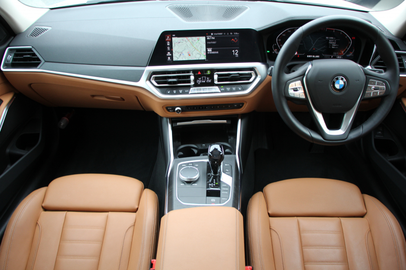 BMW 3シリーズ 318i 40thｱﾆﾊﾞｰｻﾘｰED 300台限定車 1ｵｰﾅ ｺﾝﾌｫｰﾄP ｺﾆｬｯｸﾚｻﾞｰ 追従ACC ｽﾃｱﾘﾝｸﾞｻﾎﾟｰﾄ LEDﾍｯﾄﾞﾗｲﾄ ｵｰﾄﾊｲﾋﾞｰﾑ ﾀｯﾁ画面HDDﾅﾋﾞｱｯﾌﾟﾙｶｰﾌﾟﾚｲ LEDﾍｯﾄﾞﾗｲﾄ ｵｰﾄﾊｲﾋﾞｰﾑ 電動ﾄﾗﾝｸ ﾊﾟｰｷﾝｸﾞｱｼｽﾄ 2年保証