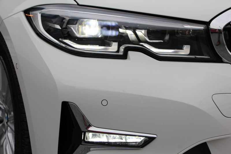 BMW 3シリーズ 318i 40thｱﾆﾊﾞｰｻﾘｰED 300台限定車 1ｵｰﾅ ｺﾝﾌｫｰﾄP ｺﾆｬｯｸﾚｻﾞｰ 追従ACC ｽﾃｱﾘﾝｸﾞｻﾎﾟｰﾄ LEDﾍｯﾄﾞﾗｲﾄ ｵｰﾄﾊｲﾋﾞｰﾑ ﾀｯﾁ画面HDDﾅﾋﾞｱｯﾌﾟﾙｶｰﾌﾟﾚｲ LEDﾍｯﾄﾞﾗｲﾄ ｵｰﾄﾊｲﾋﾞｰﾑ 電動ﾄﾗﾝｸ ﾊﾟｰｷﾝｸﾞｱｼｽﾄ 2年保証