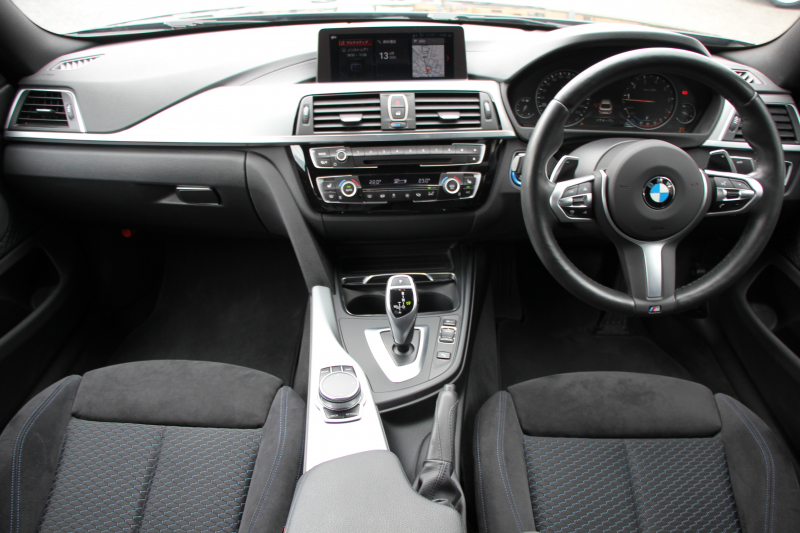BMW 4シリーズ 420i ｸﾞﾗﾝｸｰﾍﾟMｽﾎﾟｰﾂ 最終ﾓﾃﾞﾙ 専用LEDｽﾓｰｸﾃｰﾙ&ｴｱﾛﾘｱﾃﾞｨﾌｭｰｻﾞｰ NEWﾙｰﾑﾐﾗｰ 追従ACC ﾚｰﾝC警告 LEDﾍｯﾄﾞﾗｲﾄ&ﾃｰﾙ ｼｰﾄﾋｰﾀｰ ﾀｯﾁ画面HDDﾅﾋﾞTV 液晶ﾒｰﾀｰ 衝突軽減ﾌﾞﾚｰｷ 車線逸脱警告 歩行者警告 Bｶﾒﾗ Bluetooth接続 ﾊﾟﾄﾞﾙｼﾌﾄ 2年保証