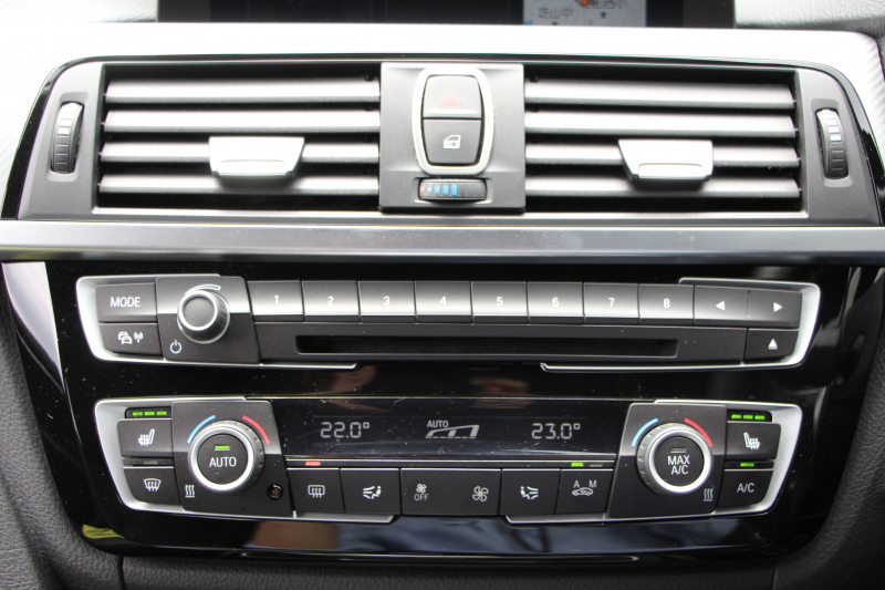 BMW 4シリーズ 420i ｸﾞﾗﾝｸｰﾍﾟMｽﾎﾟｰﾂ 最終ﾓﾃﾞﾙ 専用LEDｽﾓｰｸﾃｰﾙ&ｴｱﾛﾘｱﾃﾞｨﾌｭｰｻﾞｰ NEWﾙｰﾑﾐﾗｰ 追従ACC ﾚｰﾝC警告 LEDﾍｯﾄﾞﾗｲﾄ&ﾃｰﾙ ｼｰﾄﾋｰﾀｰ ﾀｯﾁ画面HDDﾅﾋﾞTV 液晶ﾒｰﾀｰ 衝突軽減ﾌﾞﾚｰｷ 車線逸脱警告 歩行者警告 Bｶﾒﾗ Bluetooth接続 ﾊﾟﾄﾞﾙｼﾌﾄ 2年保証