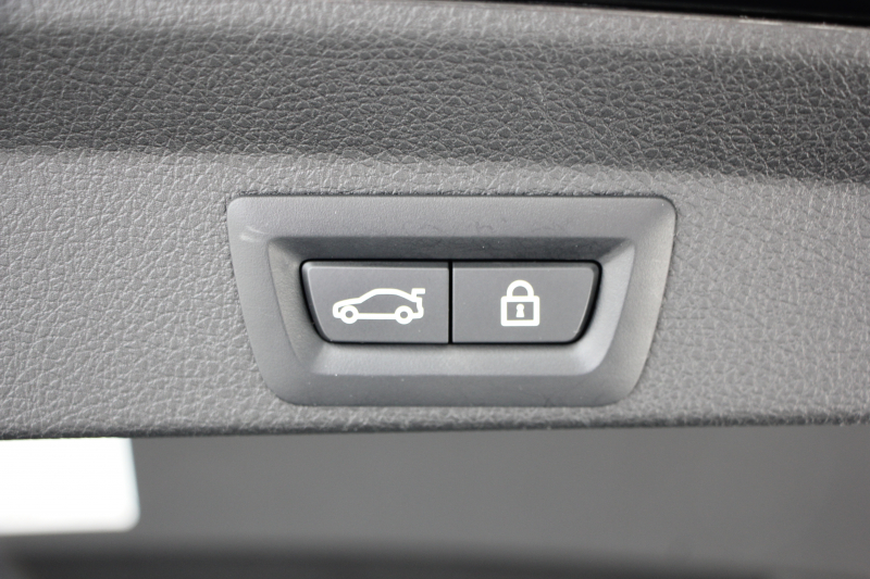 BMW 4シリーズ 420i ｸﾞﾗﾝｸｰﾍﾟMｽﾎﾟｰﾂ 最終ﾓﾃﾞﾙ 専用LEDｽﾓｰｸﾃｰﾙ&ｴｱﾛﾘｱﾃﾞｨﾌｭｰｻﾞｰ NEWﾙｰﾑﾐﾗｰ 追従ACC ﾚｰﾝC警告 LEDﾍｯﾄﾞﾗｲﾄ&ﾃｰﾙ ｼｰﾄﾋｰﾀｰ ﾀｯﾁ画面HDDﾅﾋﾞTV 液晶ﾒｰﾀｰ 衝突軽減ﾌﾞﾚｰｷ 車線逸脱警告 歩行者警告 Bｶﾒﾗ Bluetooth接続 ﾊﾟﾄﾞﾙｼﾌﾄ 2年保証