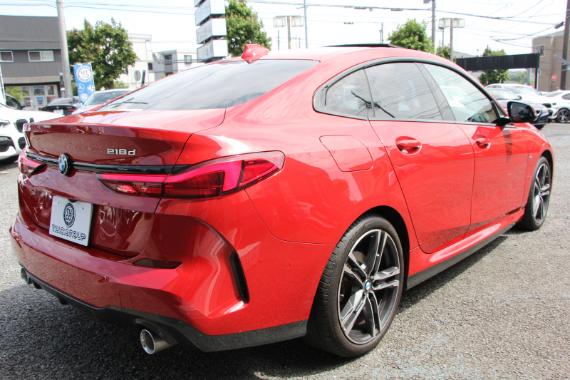 BMW 2シリーズ 218d ｸﾞﾗﾝｸｰﾍﾟMｽﾎﾟｰﾂ EDJOY+ ﾌﾟﾗｽP 1ｵﾅ ﾊﾟﾉﾗﾏｻﾝR ﾏｸﾞﾏﾚｯﾄﾞﾚｻﾞｰ ｼｰﾄﾋｰﾀｰ&ﾗﾝﾊﾞｰｻﾎﾟｰﾄ 燃費21.3km/L 追従ACC LEDﾍｯﾄﾞﾗｲﾄ ｲﾙﾐﾎﾞｽﾄﾝﾄﾘﾑ ﾀｯﾁ画面HDDﾅﾋﾞApplecarplay Pｱｼｽﾄ 後退ｱｼｽﾄ 2年保証