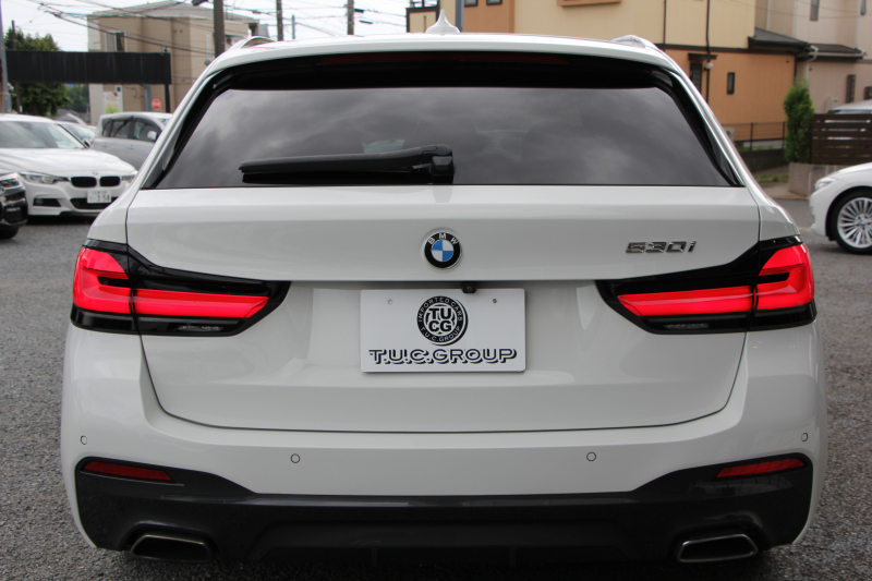 BMW 5シリーズ 530i ﾂｰﾘﾝｸﾞMｽﾎﾟｰﾂ ｾﾚｸﾄP 後期 252馬力 ﾊﾟﾉﾗﾏｻﾝﾙｰﾌ ｺﾆｬｯｸﾚｻﾞｰ 全席ﾋｰﾀｰ ﾊｰﾏﾝｶｰﾄﾞﾝｻﾗｳﾝﾄﾞｱﾀﾞﾌﾟﾃｨﾌﾞｻｽ 19AW Mspﾌﾞﾚｰｷ LEDﾍｯﾄﾞﾗｲﾄ ｵｰﾄﾊｲﾋﾞｰﾑ 360度ｶﾒﾗ ｱｯﾌﾟﾙｶｰﾌﾟﾚｲ BMWﾗｲﾌﾞｺｯｸﾋﾟｯﾄ 2年保証