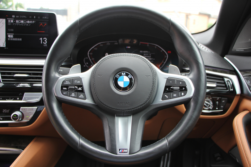 BMW 5シリーズ 530i ﾂｰﾘﾝｸﾞMｽﾎﾟｰﾂ ｾﾚｸﾄP 後期 252馬力 ﾊﾟﾉﾗﾏｻﾝﾙｰﾌ ｺﾆｬｯｸﾚｻﾞｰ 全席ﾋｰﾀｰ ﾊｰﾏﾝｶｰﾄﾞﾝｻﾗｳﾝﾄﾞｱﾀﾞﾌﾟﾃｨﾌﾞｻｽ 19AW Mspﾌﾞﾚｰｷ LEDﾍｯﾄﾞﾗｲﾄ ｵｰﾄﾊｲﾋﾞｰﾑ 360度ｶﾒﾗ ｱｯﾌﾟﾙｶｰﾌﾟﾚｲ BMWﾗｲﾌﾞｺｯｸﾋﾟｯﾄ 2年保証