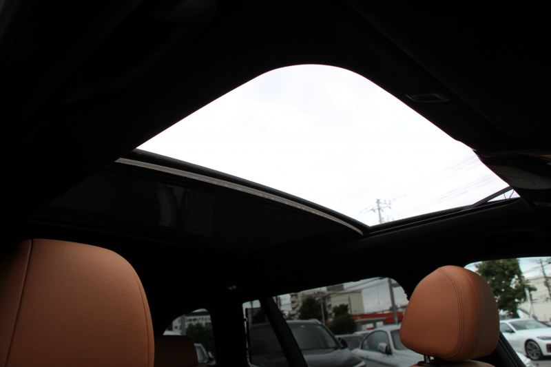 BMW 5シリーズ 530i ﾂｰﾘﾝｸﾞMｽﾎﾟｰﾂ ｾﾚｸﾄP 後期 252馬力 ﾊﾟﾉﾗﾏｻﾝﾙｰﾌ ｺﾆｬｯｸﾚｻﾞｰ 全席ﾋｰﾀｰ ﾊｰﾏﾝｶｰﾄﾞﾝｻﾗｳﾝﾄﾞｱﾀﾞﾌﾟﾃｨﾌﾞｻｽ 19AW Mspﾌﾞﾚｰｷ LEDﾍｯﾄﾞﾗｲﾄ ｵｰﾄﾊｲﾋﾞｰﾑ 360度ｶﾒﾗ ｱｯﾌﾟﾙｶｰﾌﾟﾚｲ BMWﾗｲﾌﾞｺｯｸﾋﾟｯﾄ 2年保証