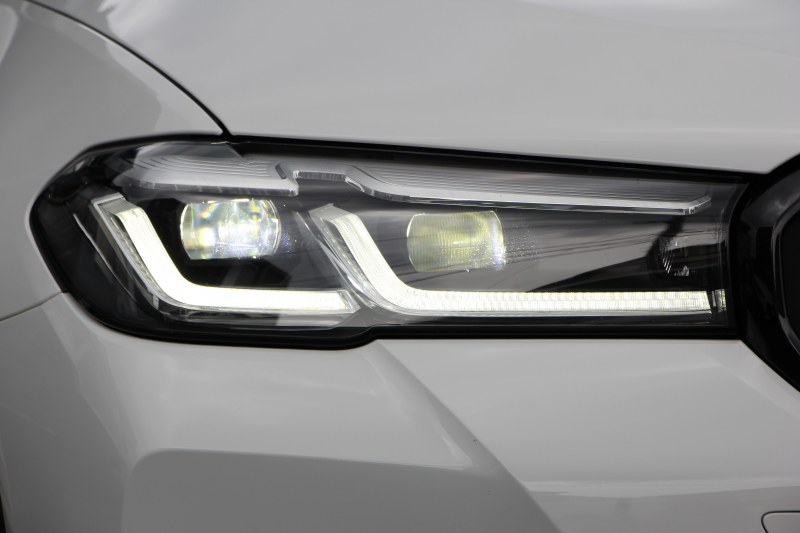 BMW 5シリーズ 530i ﾂｰﾘﾝｸﾞMｽﾎﾟｰﾂ ｾﾚｸﾄP 後期 252馬力 ﾊﾟﾉﾗﾏｻﾝﾙｰﾌ ｺﾆｬｯｸﾚｻﾞｰ 全席ﾋｰﾀｰ ﾊｰﾏﾝｶｰﾄﾞﾝｻﾗｳﾝﾄﾞｱﾀﾞﾌﾟﾃｨﾌﾞｻｽ 19AW Mspﾌﾞﾚｰｷ LEDﾍｯﾄﾞﾗｲﾄ ｵｰﾄﾊｲﾋﾞｰﾑ 360度ｶﾒﾗ ｱｯﾌﾟﾙｶｰﾌﾟﾚｲ BMWﾗｲﾌﾞｺｯｸﾋﾟｯﾄ 2年保証