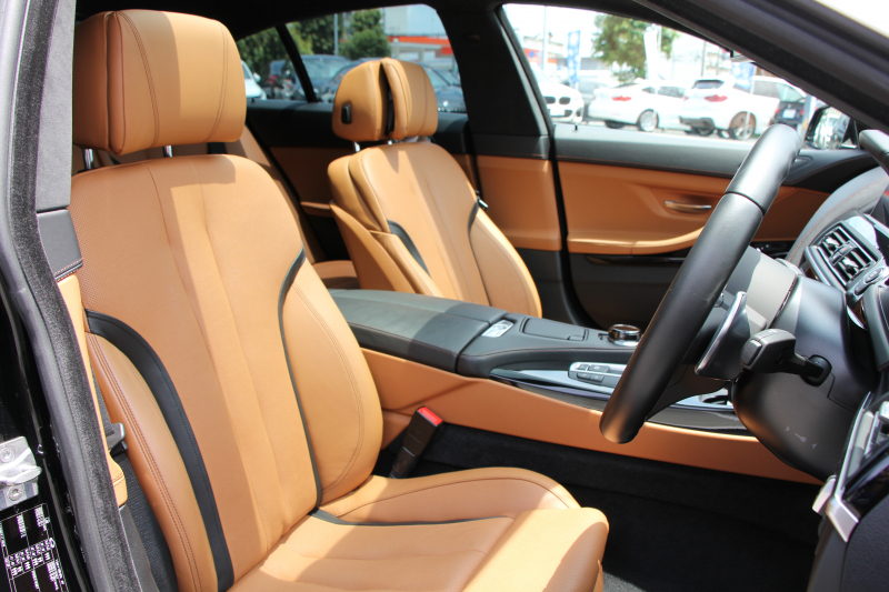 BMW 6シリーズ 640i ｸﾞﾗﾝｸｰﾍﾟｾﾚﾌﾞﾚｰｼｮﾝｴﾃﾞｨｼｮﾝ ｴｸｽｸﾙｰｼﾌﾞｽﾎﾟｰﾂ 後期 ﾌｪｲｽﾘﾌﾄ後 33台限定車 ｻﾝﾙｰﾌ MPerformance20AW ｺﾆｬｯｸ&ﾌﾞﾗｯｸｺﾝﾋﾞﾅｯﾊﾟﾚｻﾞｰ ｱﾙｶﾝﾀｰﾗﾙｰﾌ 追従ACC LEDﾍｯﾄﾞﾗｲﾄ HDDﾅﾋﾞTV ﾊｰﾏﾝK Pｱｼｽﾄ TOPﾋﾞｭｰｶﾒﾗ 2年保証