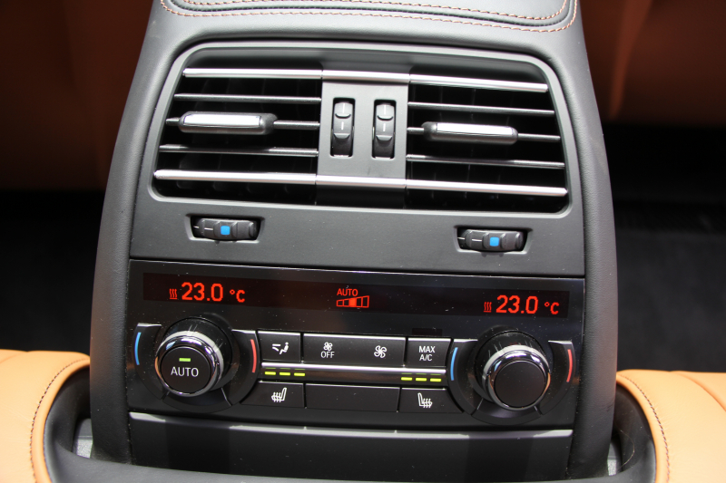 BMW 6シリーズ 640i ｸﾞﾗﾝｸｰﾍﾟｾﾚﾌﾞﾚｰｼｮﾝｴﾃﾞｨｼｮﾝ ｴｸｽｸﾙｰｼﾌﾞｽﾎﾟｰﾂ 後期 ﾌｪｲｽﾘﾌﾄ後 33台限定車 ｻﾝﾙｰﾌ MPerformance20AW ｺﾆｬｯｸ&ﾌﾞﾗｯｸｺﾝﾋﾞﾅｯﾊﾟﾚｻﾞｰ ｱﾙｶﾝﾀｰﾗﾙｰﾌ 追従ACC LEDﾍｯﾄﾞﾗｲﾄ HDDﾅﾋﾞTV ﾊｰﾏﾝK Pｱｼｽﾄ TOPﾋﾞｭｰｶﾒﾗ 2年保証