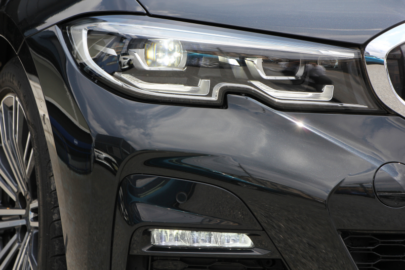 BMW 3シリーズ 320i Mｽﾎﾟｰﾂ ﾊｲﾗｲﾝ ｺﾝﾌｫｰﾄP ｺﾆｬｯｸﾚｻﾞｰ ｼｰﾄﾋｰﾀｰ ﾗﾝﾊﾞｰｻﾎﾟｰﾄ LEDﾍｯﾄﾞﾗｲﾄ ｵｰﾄﾊｲﾋﾞｰﾑ 追従ACC ｽﾃｱﾘﾝｸﾞｻﾎﾟｰﾄ BMWﾗｲﾌﾞｺｯｸﾋﾟｯﾄﾞｱｯﾌﾟﾙｶｰﾌﾟﾚｲ ﾀｯﾁﾊﾟﾈﾙHDDﾅﾋﾞ電動ﾄﾗﾝｸ 後退ｱｼｽﾄ Pｱｼｽﾄ 2年保証