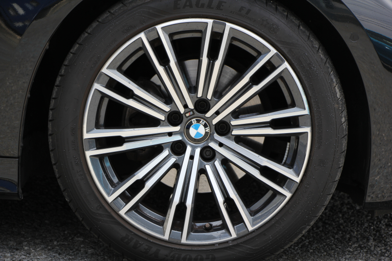 BMW 3シリーズ 320i Mｽﾎﾟｰﾂ ﾊｲﾗｲﾝ ｺﾝﾌｫｰﾄP ｺﾆｬｯｸﾚｻﾞｰ ｼｰﾄﾋｰﾀｰ ﾗﾝﾊﾞｰｻﾎﾟｰﾄ LEDﾍｯﾄﾞﾗｲﾄ ｵｰﾄﾊｲﾋﾞｰﾑ 追従ACC ｽﾃｱﾘﾝｸﾞｻﾎﾟｰﾄ BMWﾗｲﾌﾞｺｯｸﾋﾟｯﾄﾞｱｯﾌﾟﾙｶｰﾌﾟﾚｲ ﾀｯﾁﾊﾟﾈﾙHDDﾅﾋﾞ電動ﾄﾗﾝｸ 後退ｱｼｽﾄ Pｱｼｽﾄ 2年保証