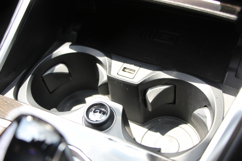 BMW 3シリーズ 320i Mｽﾎﾟｰﾂ ﾊｲﾗｲﾝ ｺﾝﾌｫｰﾄP ｺﾆｬｯｸﾚｻﾞｰ ｼｰﾄﾋｰﾀｰ ﾗﾝﾊﾞｰｻﾎﾟｰﾄ LEDﾍｯﾄﾞﾗｲﾄ ｵｰﾄﾊｲﾋﾞｰﾑ 追従ACC ｽﾃｱﾘﾝｸﾞｻﾎﾟｰﾄ BMWﾗｲﾌﾞｺｯｸﾋﾟｯﾄﾞｱｯﾌﾟﾙｶｰﾌﾟﾚｲ ﾀｯﾁﾊﾟﾈﾙHDDﾅﾋﾞ電動ﾄﾗﾝｸ 後退ｱｼｽﾄ Pｱｼｽﾄ 2年保証