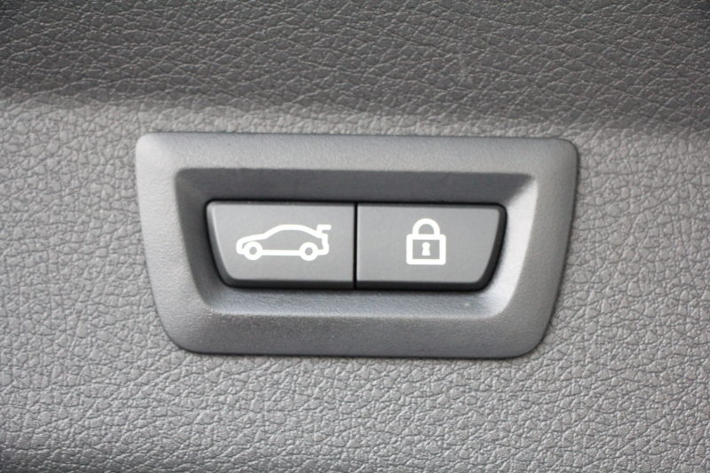 BMW 2シリーズ 218d ｸﾞﾗﾝﾂｱﾗｰ ﾗｸﾞｼﾞｭｱﾘｰ 後期 ﾌｪｲｽﾘﾌﾄ後 3列7人乗り ADｱｸﾃｨﾌﾞｾｰﾌﾃｨ&ｺﾝﾌｫｰﾄP 追従ACC HUD 受注生産OPｵｲｽﾀｰﾚｻﾞｰ 電動ﾄﾗﾝｸ LEDﾍｯﾄﾞﾗｲﾄ ﾒﾓﾘｰ付電動ｼｰﾄ ﾀｯﾁ画面HDDﾅﾋﾞﾊﾟｰｷﾝｸﾞｱｼｽﾄ 2年保証