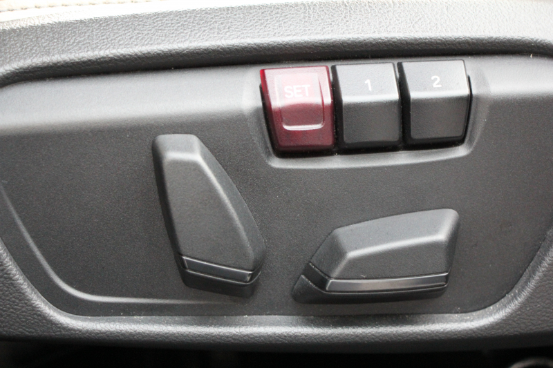 BMW 2シリーズ 218d ｸﾞﾗﾝﾂｱﾗｰ ﾗｸﾞｼﾞｭｱﾘｰ 後期 ﾌｪｲｽﾘﾌﾄ後 3列7人乗り ADｱｸﾃｨﾌﾞｾｰﾌﾃｨ&ｺﾝﾌｫｰﾄP 追従ACC HUD 受注生産OPｵｲｽﾀｰﾚｻﾞｰ 電動ﾄﾗﾝｸ LEDﾍｯﾄﾞﾗｲﾄ ﾒﾓﾘｰ付電動ｼｰﾄ ﾀｯﾁ画面HDDﾅﾋﾞﾊﾟｰｷﾝｸﾞｱｼｽﾄ 2年保証