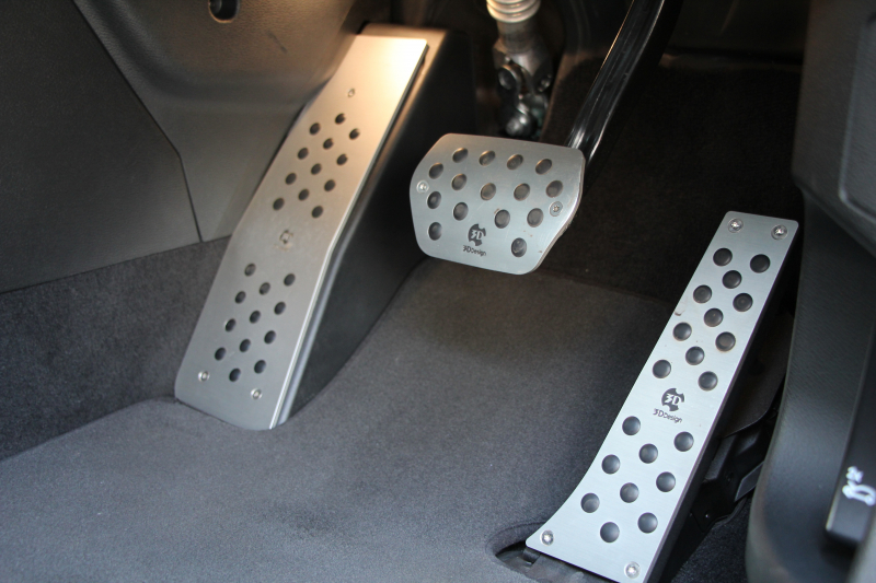 BMW X1 Xdrive18d Mｽﾎﾟｰﾂ ﾊｲﾗｲﾝ ｺﾝﾌｫｰﾄP 後期 ﾌｪｲｽﾘﾌﾄ後 ﾋｰﾀｰ黒革 電動ｼｰﾄ LEDﾍｯﾄﾞﾗｲﾄ 追従ACC 変更後ﾀｯﾁﾊﾟﾈﾙ対応HDDﾅﾋﾞ新ﾒｰﾀｰ Bluetooth接続 Pｱｼｽﾄ Bｶﾒﾗ 電動ﾄﾗﾝｸ 衝突軽減ﾌﾞﾚｰｷ 車線逸脱警告 歩行者警告 2年保証